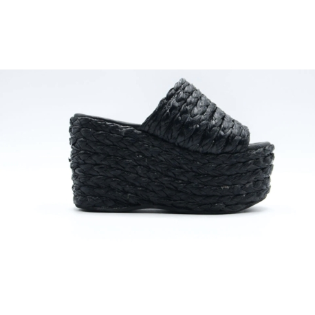 POESIE VENEZIANE mules in raffia
