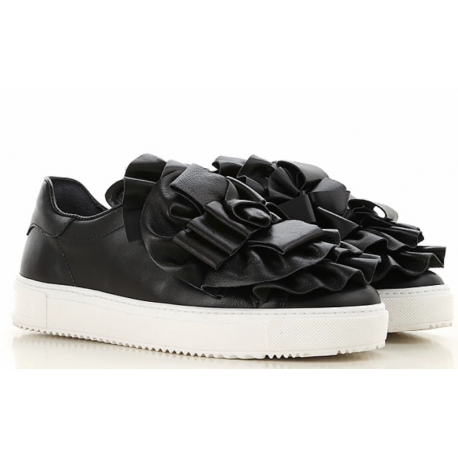 POKEMAOKE sneakers
